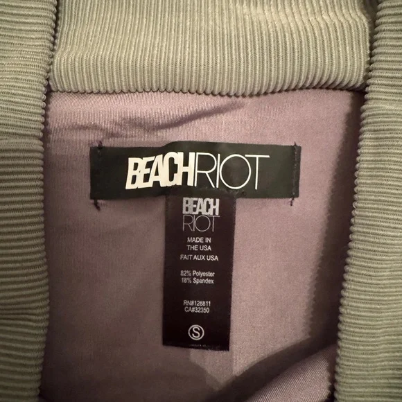 Beach Riot army green swimsuit never worn - Picture 6 of 10